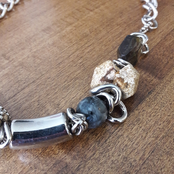 Pam Hiram Earthy/Anthropology Necklace - Picture 4 of 10